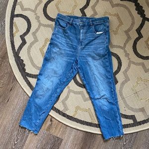 American Eagle cropped jeans